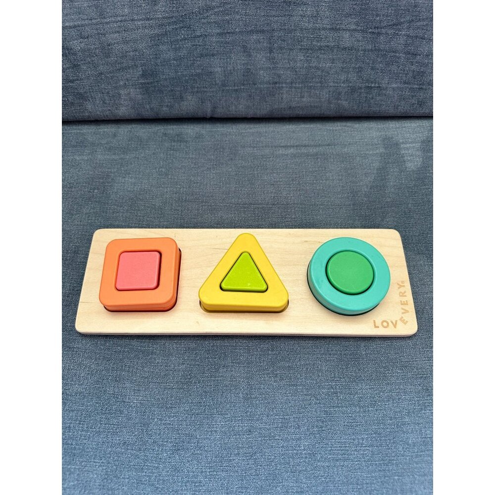 Lovevery Geo Shapes Puzzle